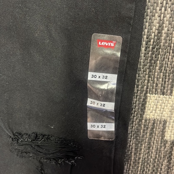 Levi’s Black 30X 32 Slim Taper BNWT Jeans - Picture 4 of 5